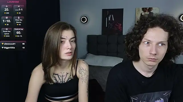 FreyaLoups – Naživo XXX chat