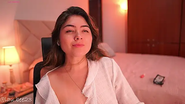Lau_Bee's Live XXX Chat