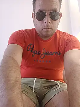 chicoguapo8 Live XXX-Chat