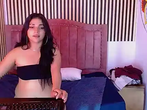 Nat_Purple 라이브 XXX 채팅