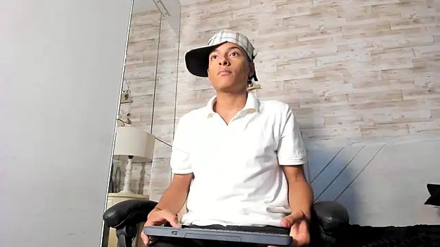 Chat XXX en directo de Jake_Noir