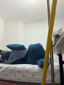 Nurse_becky - take off her bra and play with her tits