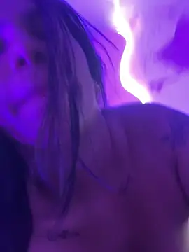 Czat XXX na żywo – ArielleMillerr-