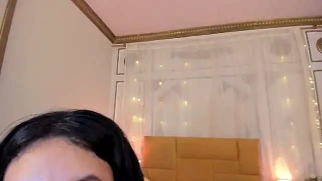 Chat XXX en directo de Daisy_Doll