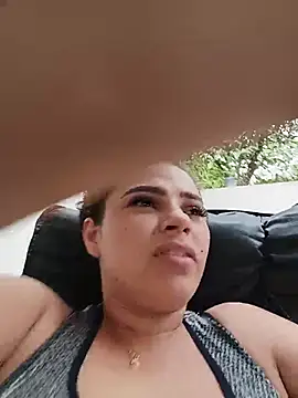 Mommy-Hot Chat XXX live