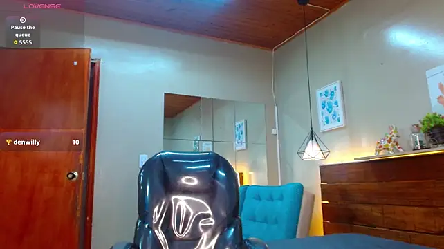Chatroom XXX en direct de FelipeFriendly