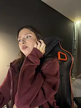 Živý XXX chat Bastet