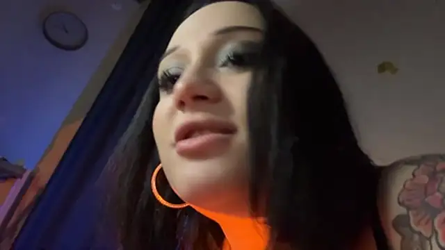 MCThroatGoat Chat XXX in diretta