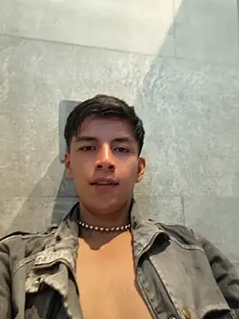 ZaneHoward's Live XXX Chat