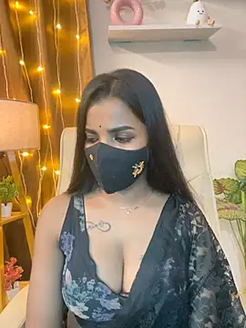 צ'אט XXX בשידור חי של its_ur_flora