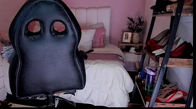Živý XXX chat RamonaSimons