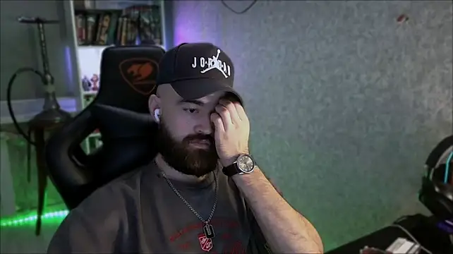 Chat XXX en directo de _Serious_Man