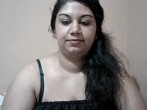 bellachow10's Live XXX Chat