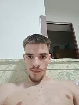 Chat XXX en directo de darkboy665