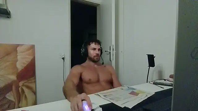 alpha-hunk XXX чат на живо