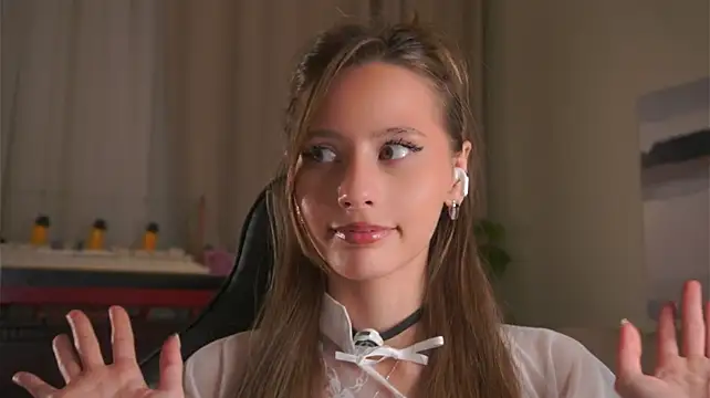 EditaBails' Live XXX Chat