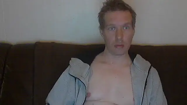 2small4you83 live XXX chat