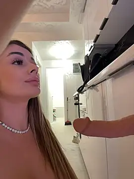 IsabellaEtthan - Doggy+RubClit+SpankAssX15+Vid+Whatsapp