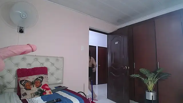 Cristal_horny19 - SHOW BOOBS MORE SPANKI