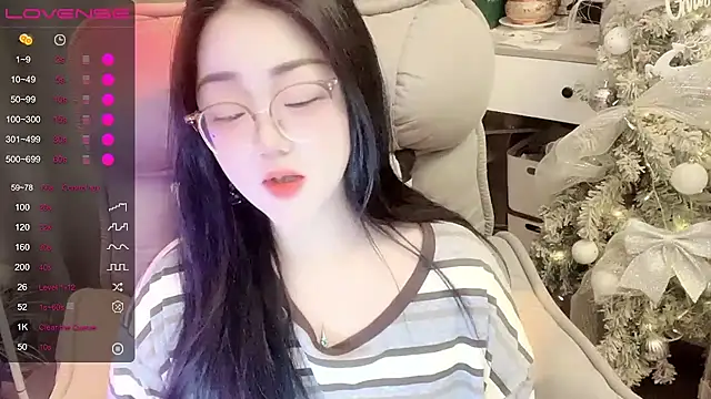 Monica-666888- - 🙉🙉🙉天太冷了，太冷了，我的被窝好冷冷🥶