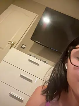 PetiteJess - Gode chatte fort bb