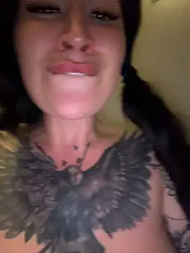 TattooGirlAlia Webcam show