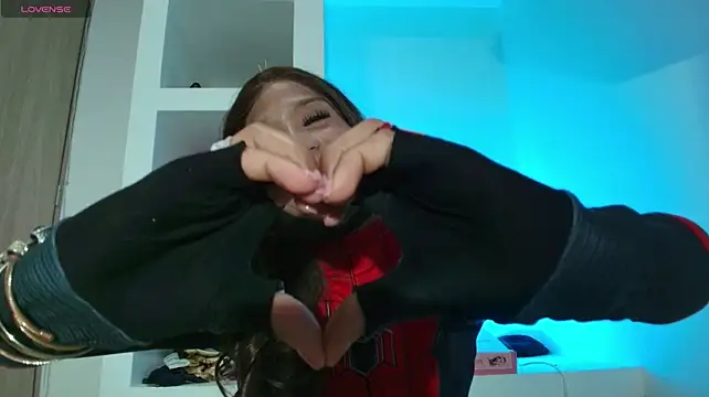 jessicahotbicth Show in webcam