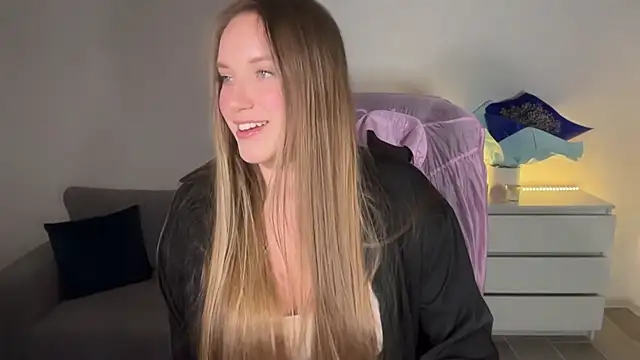 EvaMaddison – Naživo XXX chat