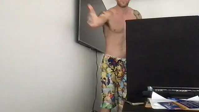 brianomally – Naživo XXX chat