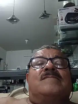 Chat XXX en directo de Misterymem63