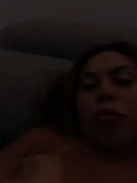 lariic's Live XXX Chat