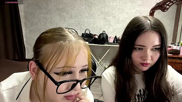 DuoGlow – Naživo XXX chat