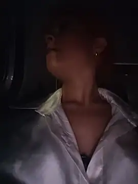 Cataleya_16's Live XXX Chat