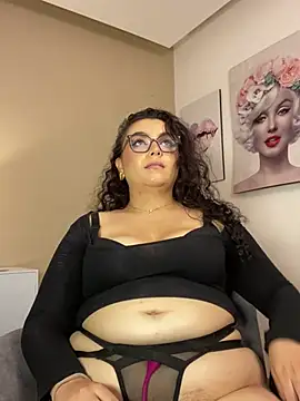 AlmaraRouge Adlı Modelin Canlı XXX Sohbeti