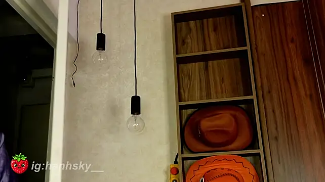 HannahSky_: απευθείας συνομιλία ΧΧΧ