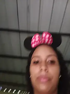 הופעת וובקאם של Tu-Diablita_Caliente