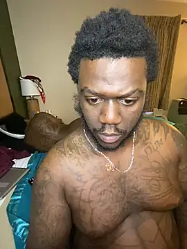 Tattedupdek Chat XXX live