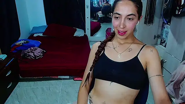 MariamGray1 Live XXX-Chat