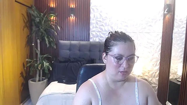 lorena_prg7's Live XXX Chat