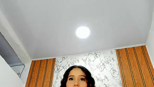 Chat XXX en directo de MarianaManzur