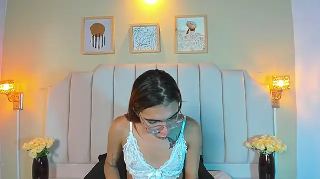 Sara_saaennz's Live XXX Chat