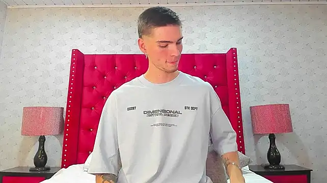 NickWild Chat XXX live
