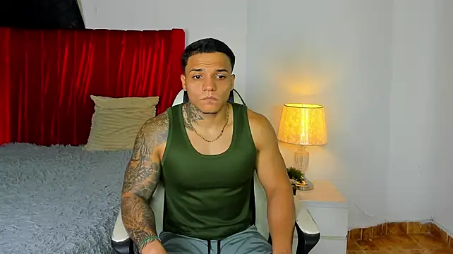 Lord__herakles Chat XXX in diretta