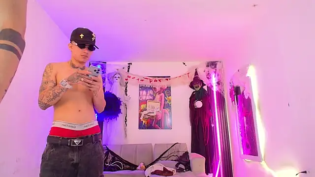 kingsofheaven26's Live XXX Chat