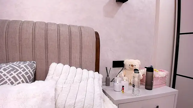 TinyKim_ – Live XXX-chat