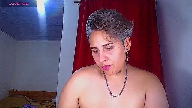 Chat XXX ao vivo de Yessi_rousse