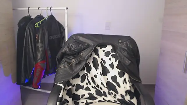 chomelo6 Live XXX-chat
