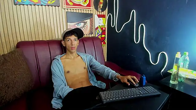 Živý XXX chat EstebanValdezs