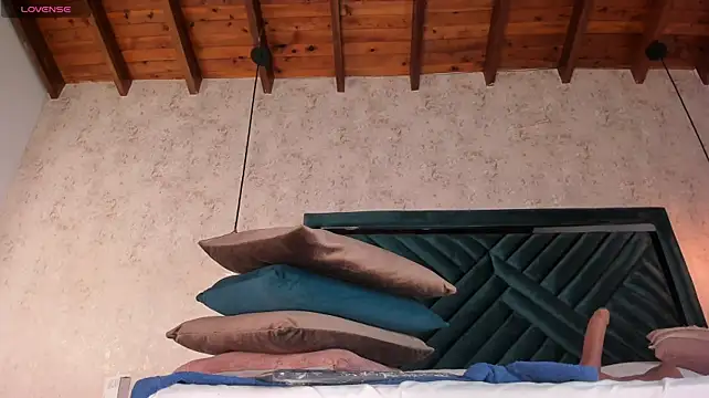 Marttina_Ruiz - DoggyStyle + 10 Hard Spank Ass