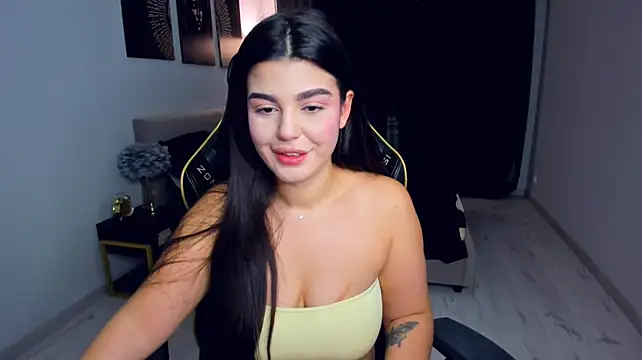AlluringAriel's Live XXX Chat